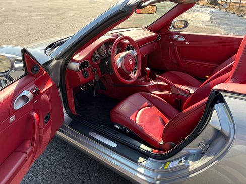 Used 2008 Porsche 911 Carrera S image 6