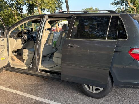 Used 2006 Honda Odyssey EX-L image 2