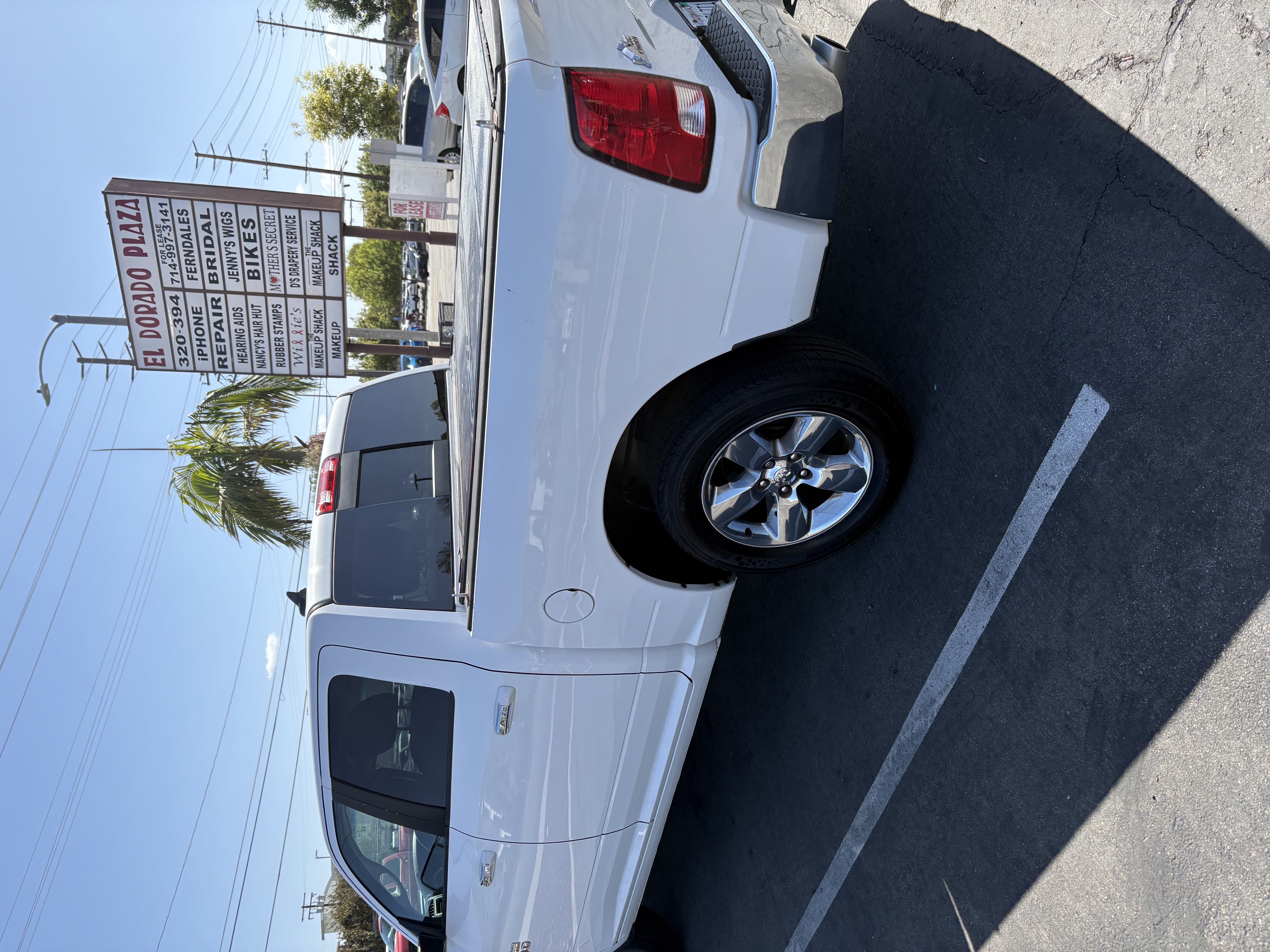 Used 2015 RAM 1500 Big Horn RWD image 1