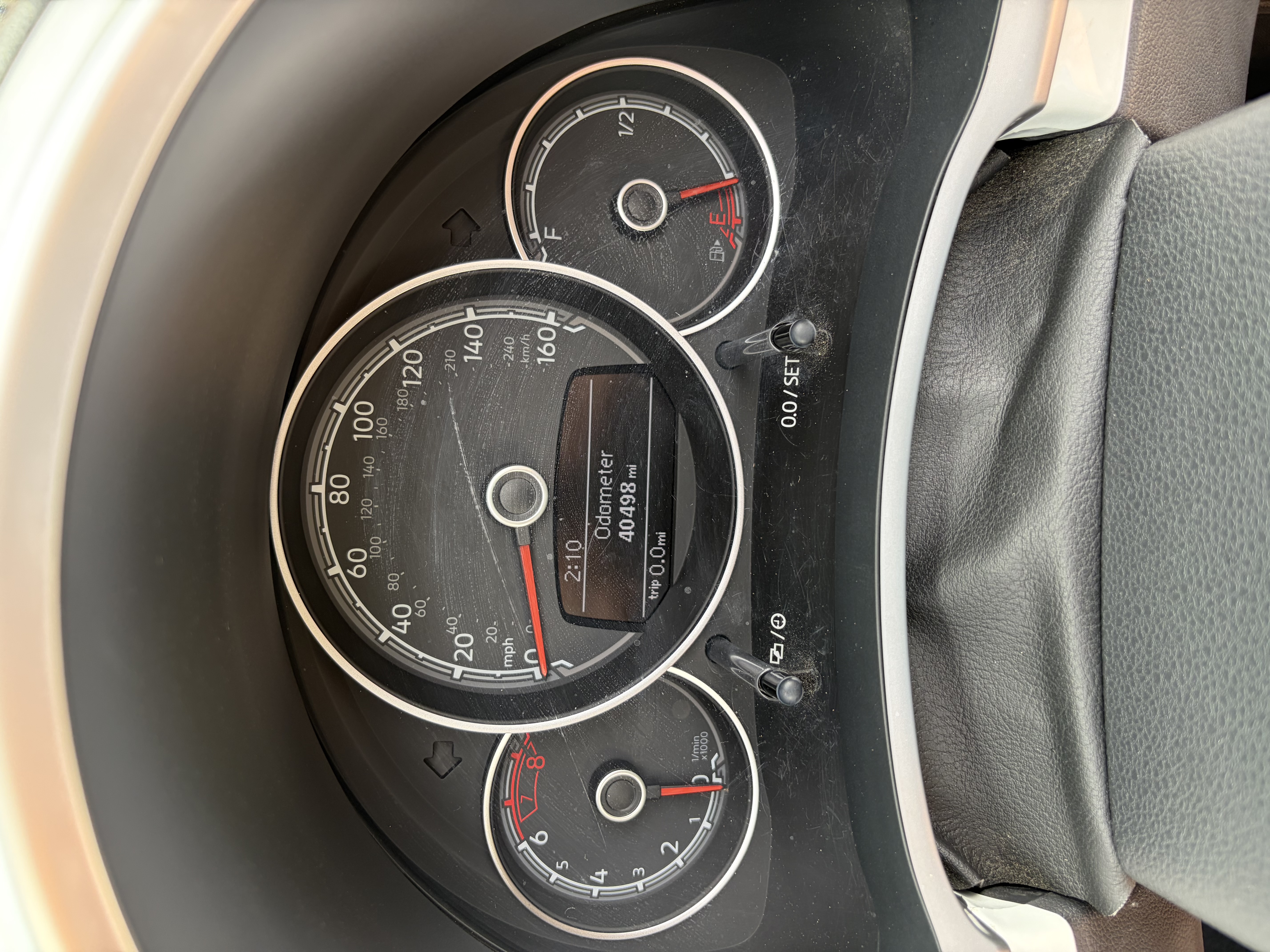 Used 2018 Volkswagen Beetle 2.0T SE FWD image 12