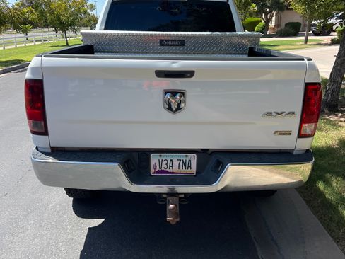 Used 2012 RAM 2500 ST w/ Chrome Appearance Group image 5