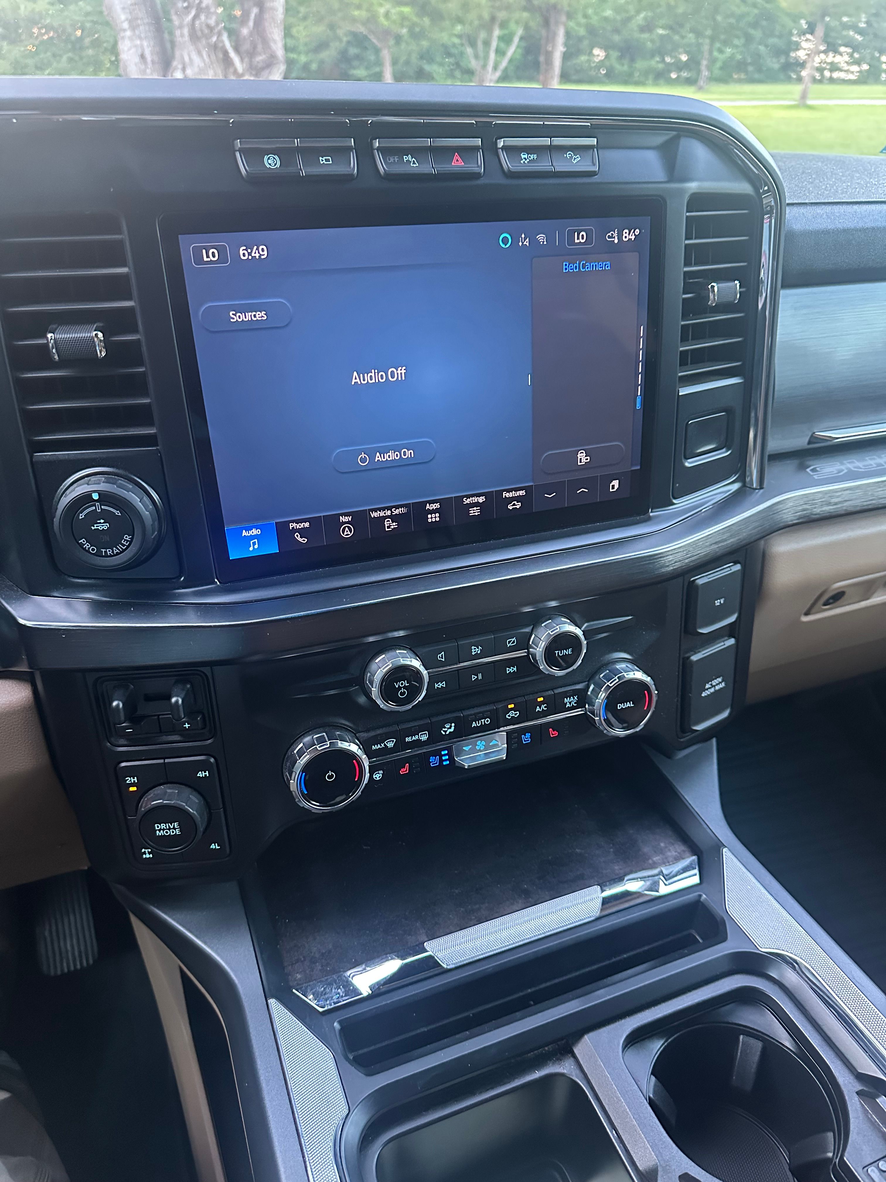 Used 2024 Ford F350 Lariat w/ Lariat Ultimate Package AWD/4WD image 13