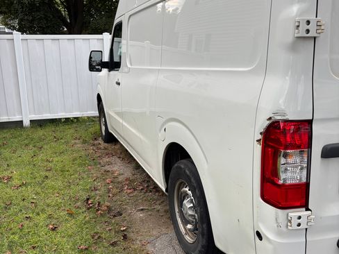 Used 2017 Nissan NV 2500 S w/ Power Basic Package RWD image 9