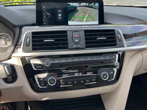 Used 2017 BMW 330i xDrive Sedan image 13