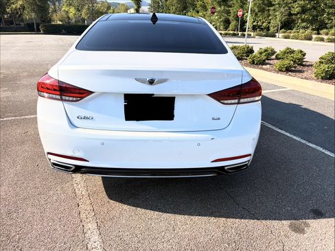 Used 2018 Genesis G80 3.8 w/ Option Group 03 RWD image 6