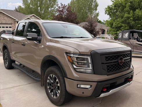 Used 2024 Nissan Titan PRO-4X w/ Pro-4x Convenience Package AWD/4WD image 1