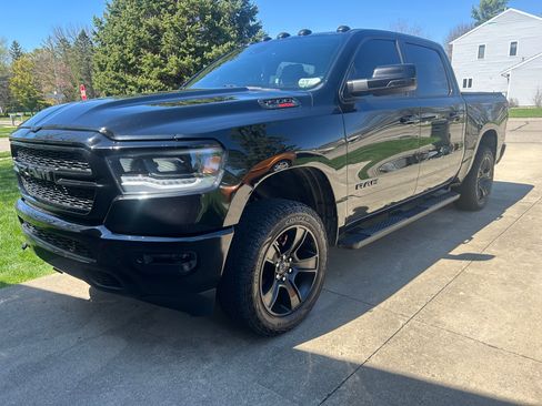 Used 2020 RAM 1500 Big Horn AWD/4WD image 11