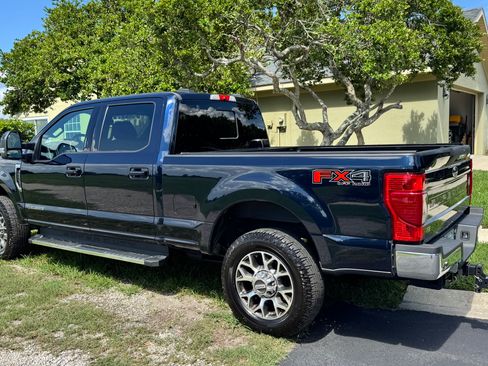 Used 2022 Ford F250 Lariat w/ Lariat Value Package AWD/4WD image 2