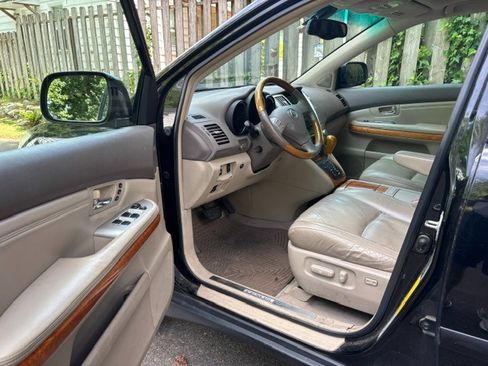 Used 2004 Lexus RX 330 AWD image 8