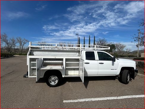 Used 2015 Chevrolet Silverado 2500 W/T w/ WT Convenience Package image 2