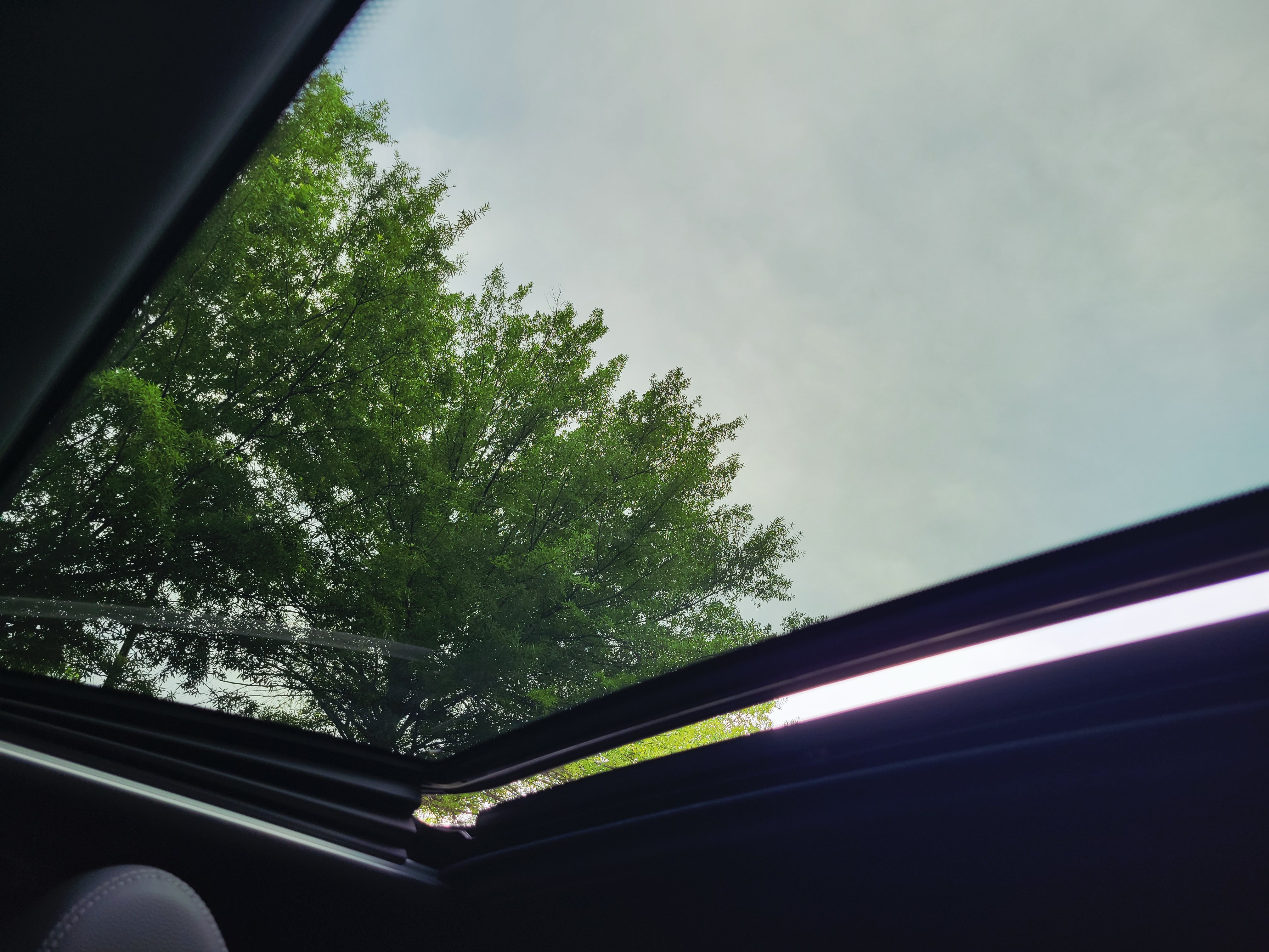 Used 2020 Mercedes-Benz E 350 Sedan image 30