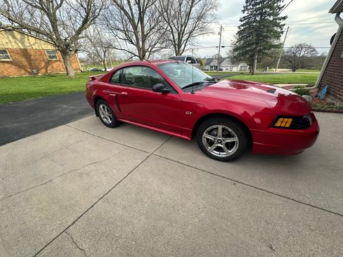 Used 2002 Ford Mustang GT RWD image 14