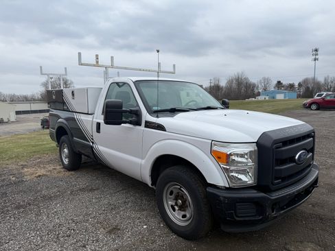 Used 2013 Ford F250 XL image 1