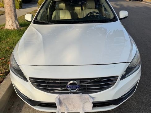 Used 2014 Volvo S60 T5 FWD image 12