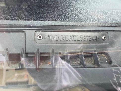 Used 2013 Jeep Wrangler Unlimited Sahara w/ Dual Top Group image 6