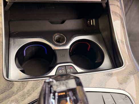 Used 2019 BMW X7 xDrive40i w/ Premium Package image 25