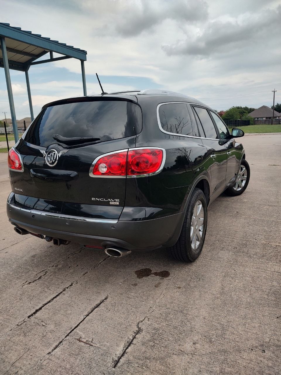 Used 2008 Buick Enclave CXL w/ Luxury Package FWD image 4