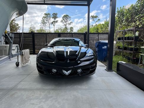 Used 2000 Pontiac Firebird Trans Am image 2