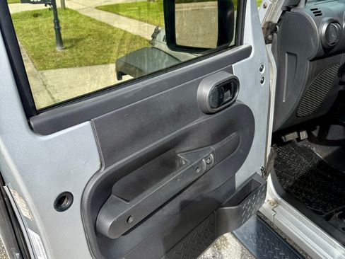 Used 2010 Jeep Wrangler Unlimited Sport image 16