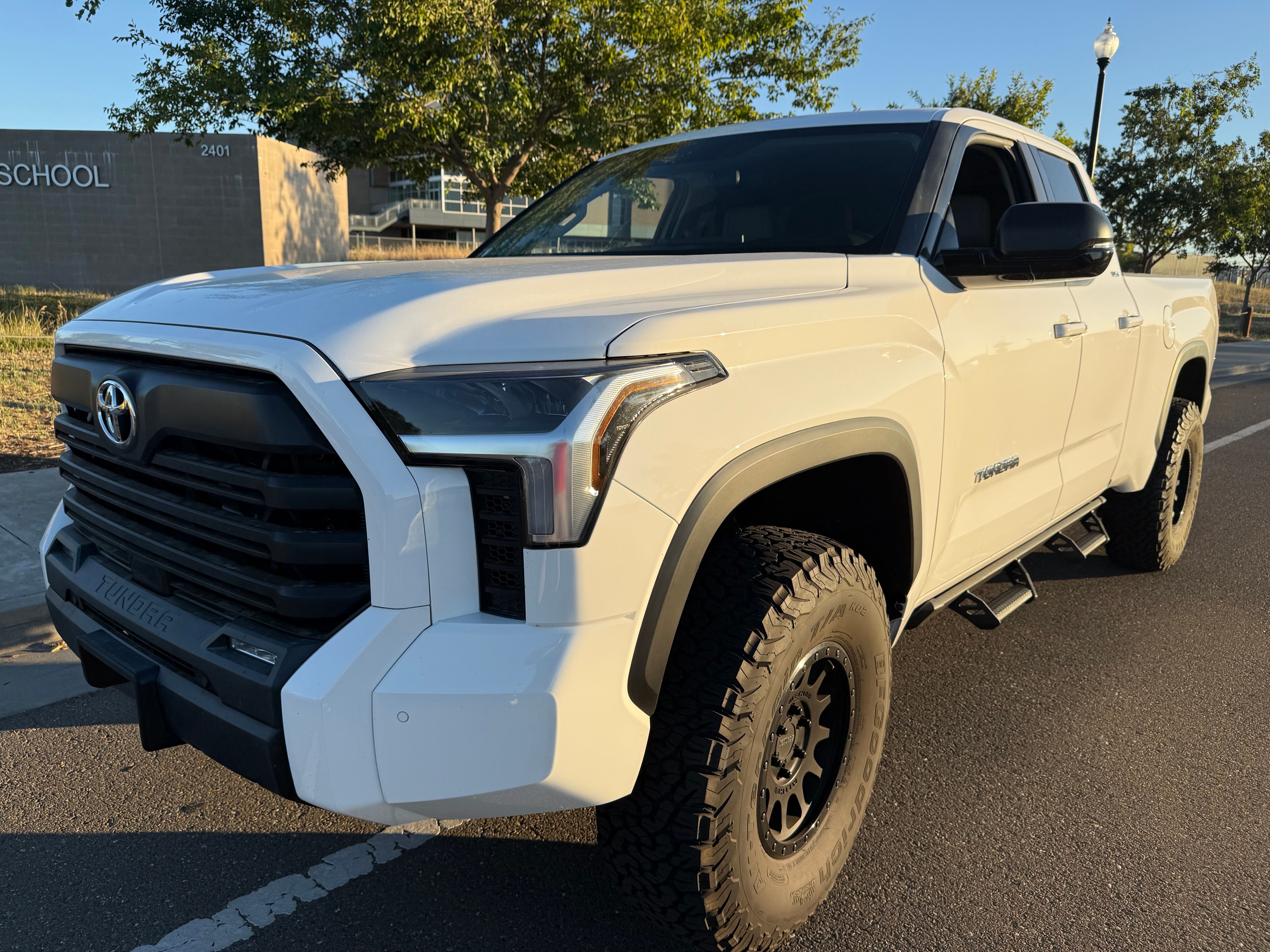 Used 2023 Toyota Tundra SR5 w/ SR5 Premium Package AWD/4WD image 9