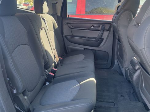 Used 2013 Chevrolet Traverse LT image 26
