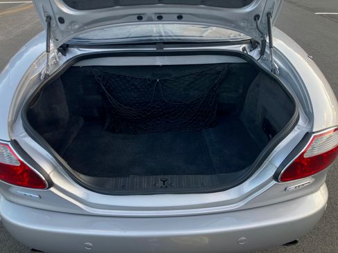 Used 2005 Jaguar XK8 Convertible RWD image 11