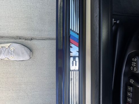 Used 2005 BMW M3 Coupe image 18