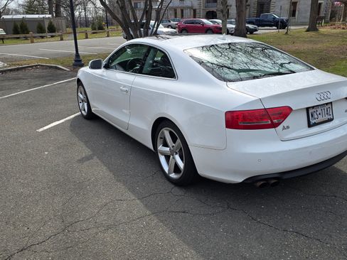 Used 2010 Audi A5 2.0T Premium Plus image 9