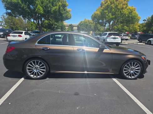 Used 2018 Mercedes-Benz C 300 Sedan image 1