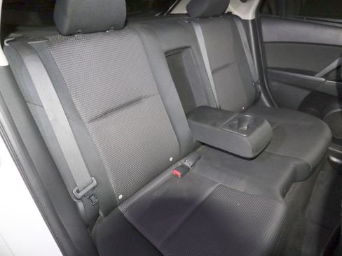 Used 2013 MAZDA MAZDA3 i Touring image 10