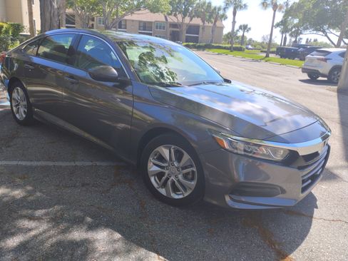 Used 2019 Honda Accord LX image 4