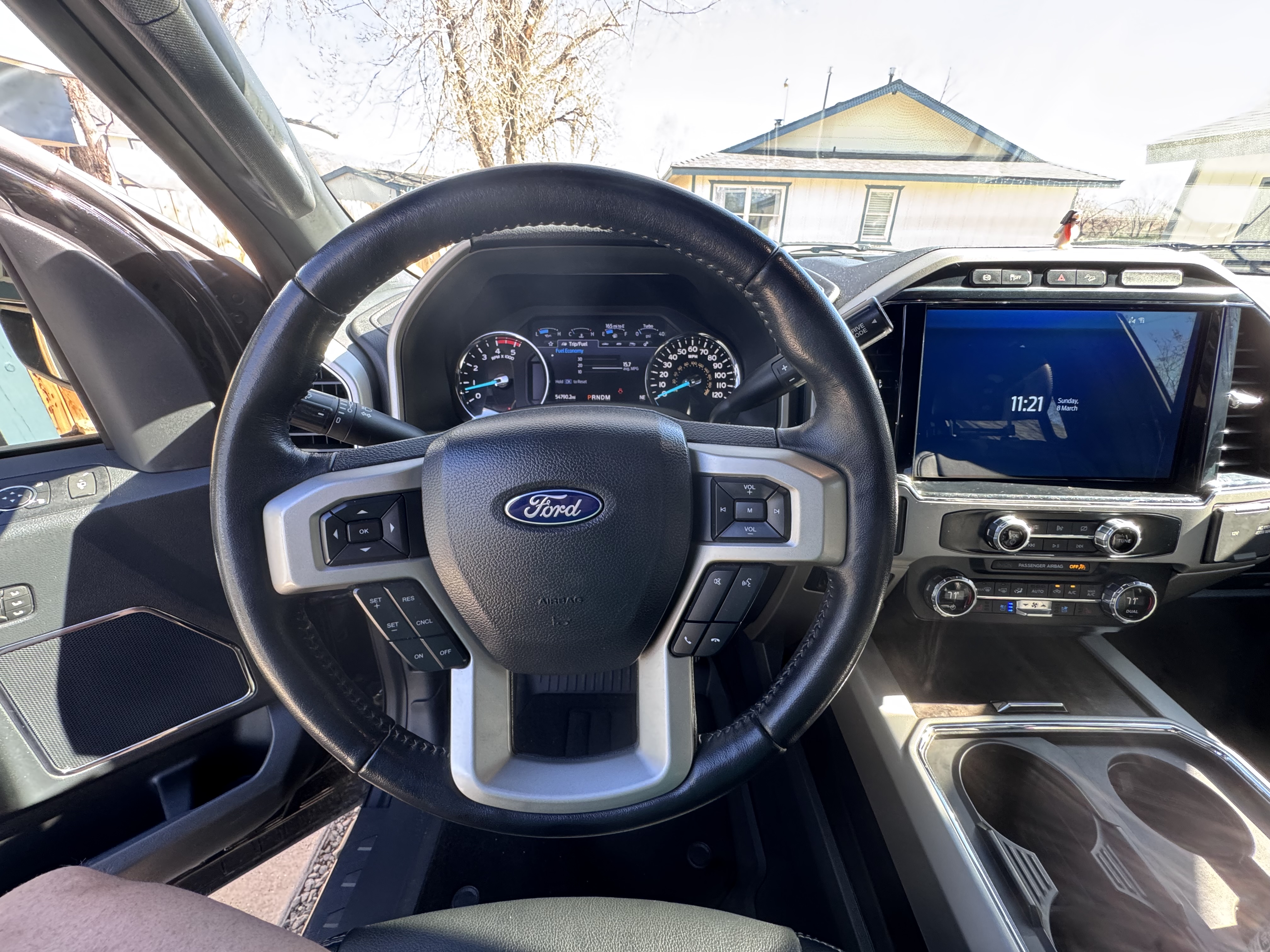 Used 2022 Ford F350 Lariat w/ Black Appearance Package AWD/4WD image 5