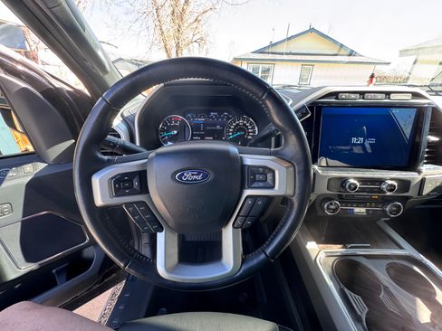 Used 2022 Ford F350 Lariat w/ Black Appearance Package AWD/4WD image 5