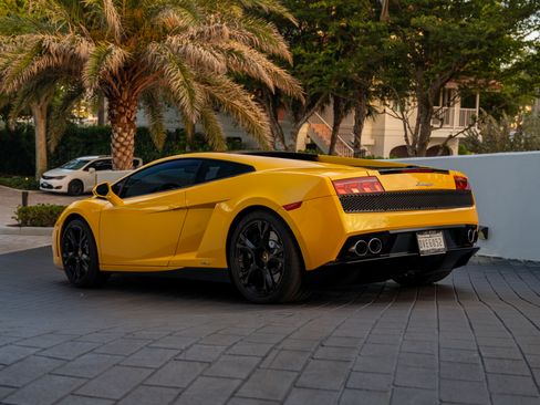 Used 2013 Lamborghini Gallardo LP 550-2 image 9