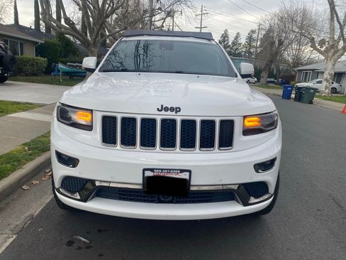 Used 2015 Jeep Grand Cherokee High Altitude image 1