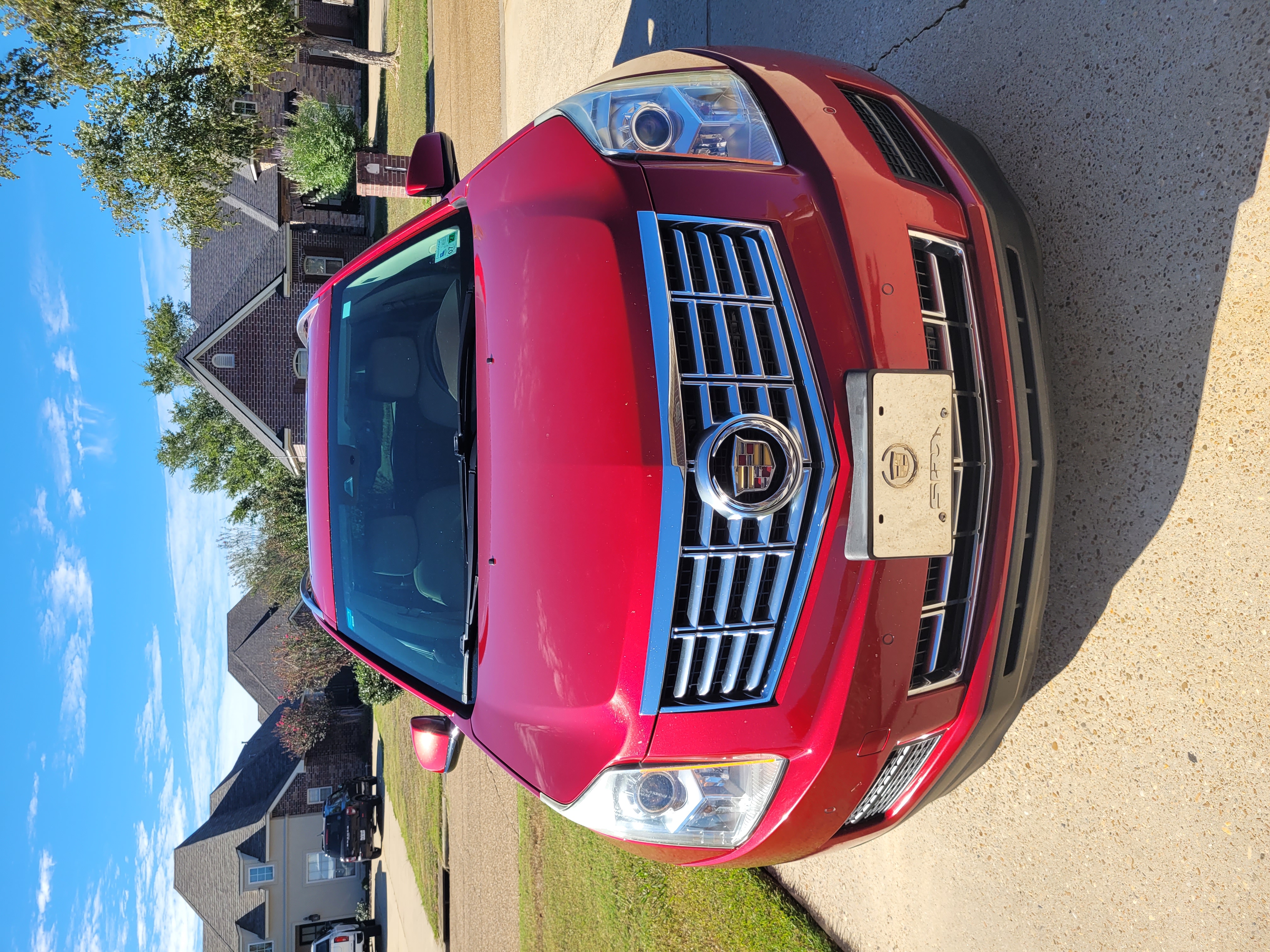Used 2015 Cadillac SRX Luxury w/ Driver Awareness Package FWD image 4
