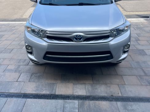 Used 2012 Toyota Highlander Limited AWD/4WD image 1