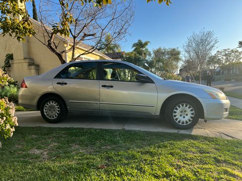 Used 2007 Honda Accord VP image 9