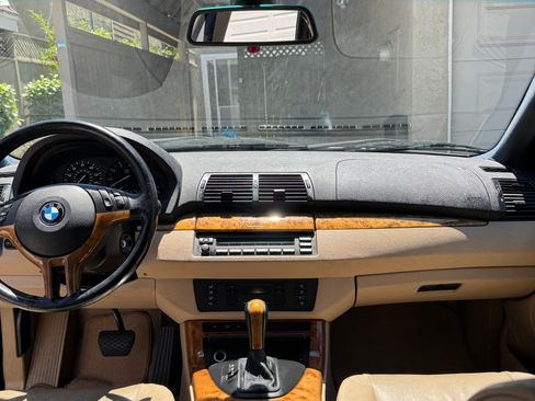 Used 2002 BMW X5 3.0i image 5