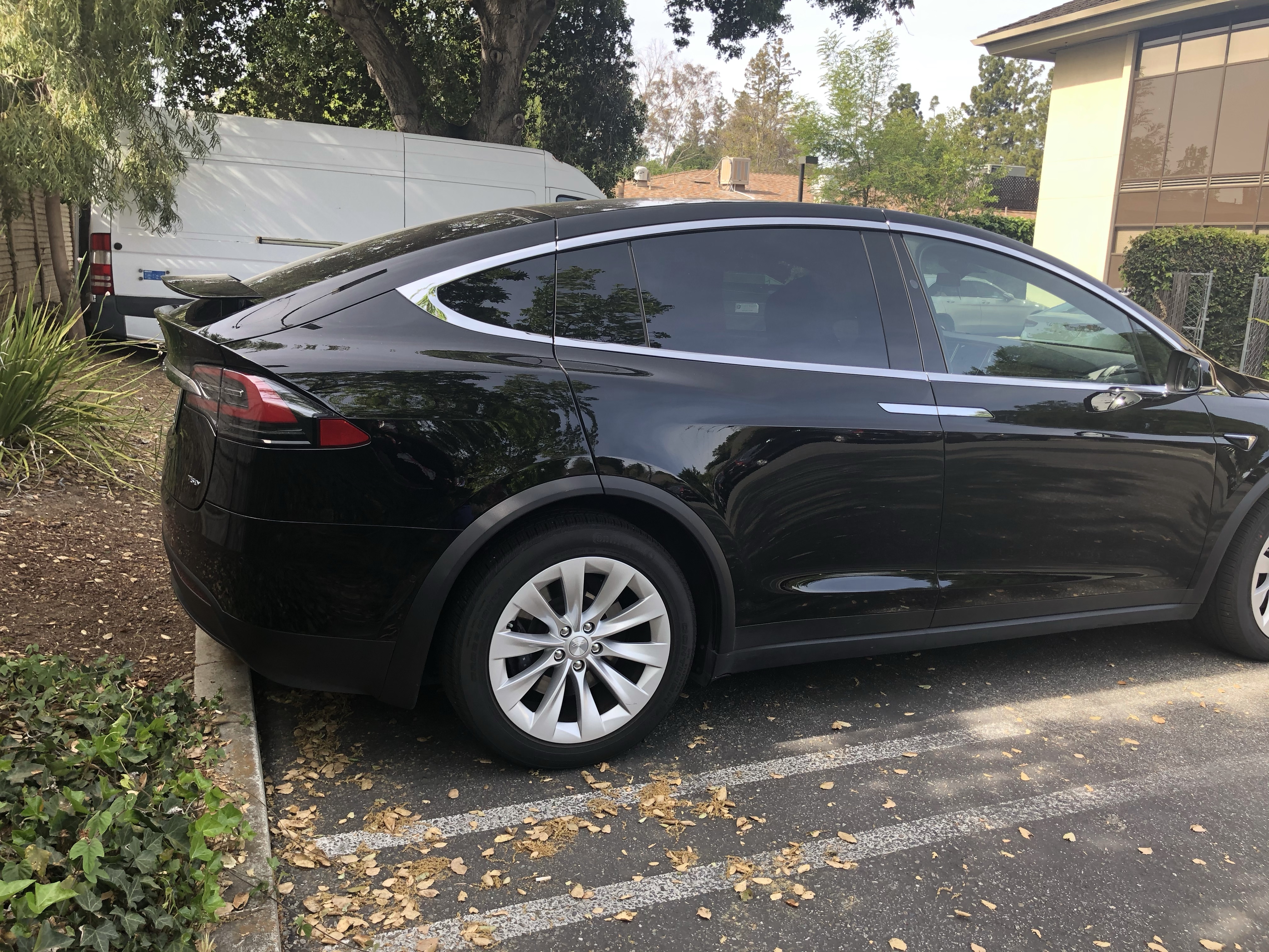 Used 2016 Tesla Model X 75D AWD/4WD image 12