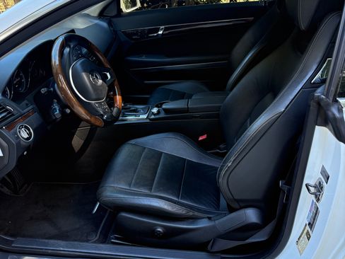 Used 2013 Mercedes-Benz E 350 Cabriolet image 3