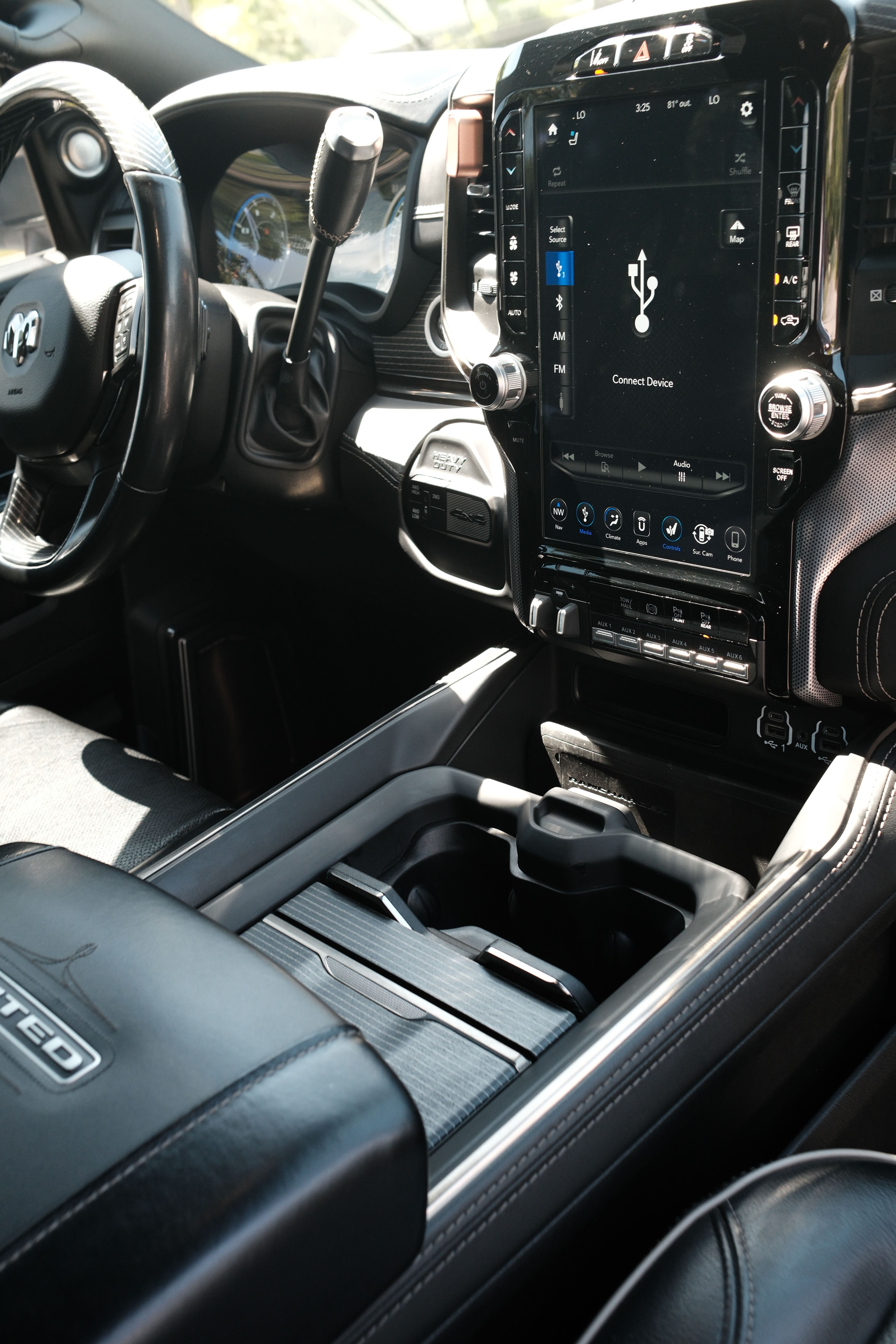Used 2020 RAM 2500 Limited AWD/4WD image 6
