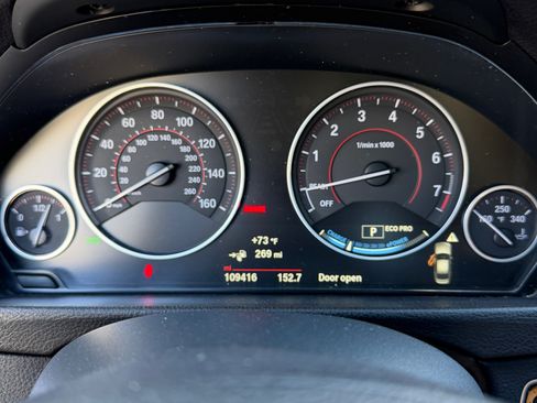 Used 2017 BMW 330e RWD image 13