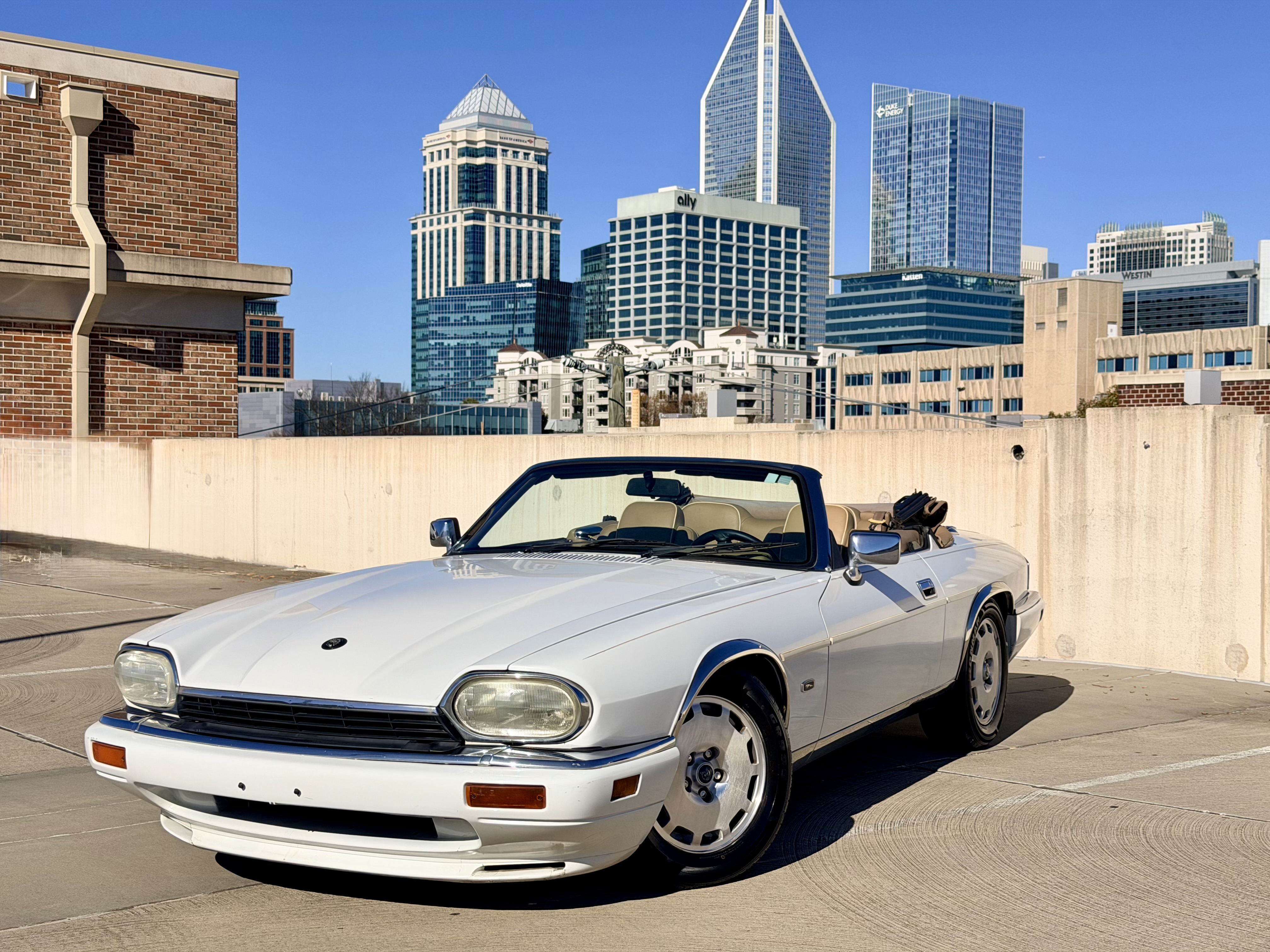 Used 1996 Jaguar XJS 4.0 Convertible RWD image 10