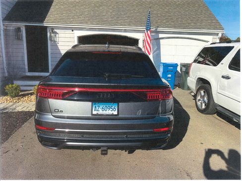 Used 2020 Audi Q8 Prestige w/ Prestige Package AWD/4WD image 6