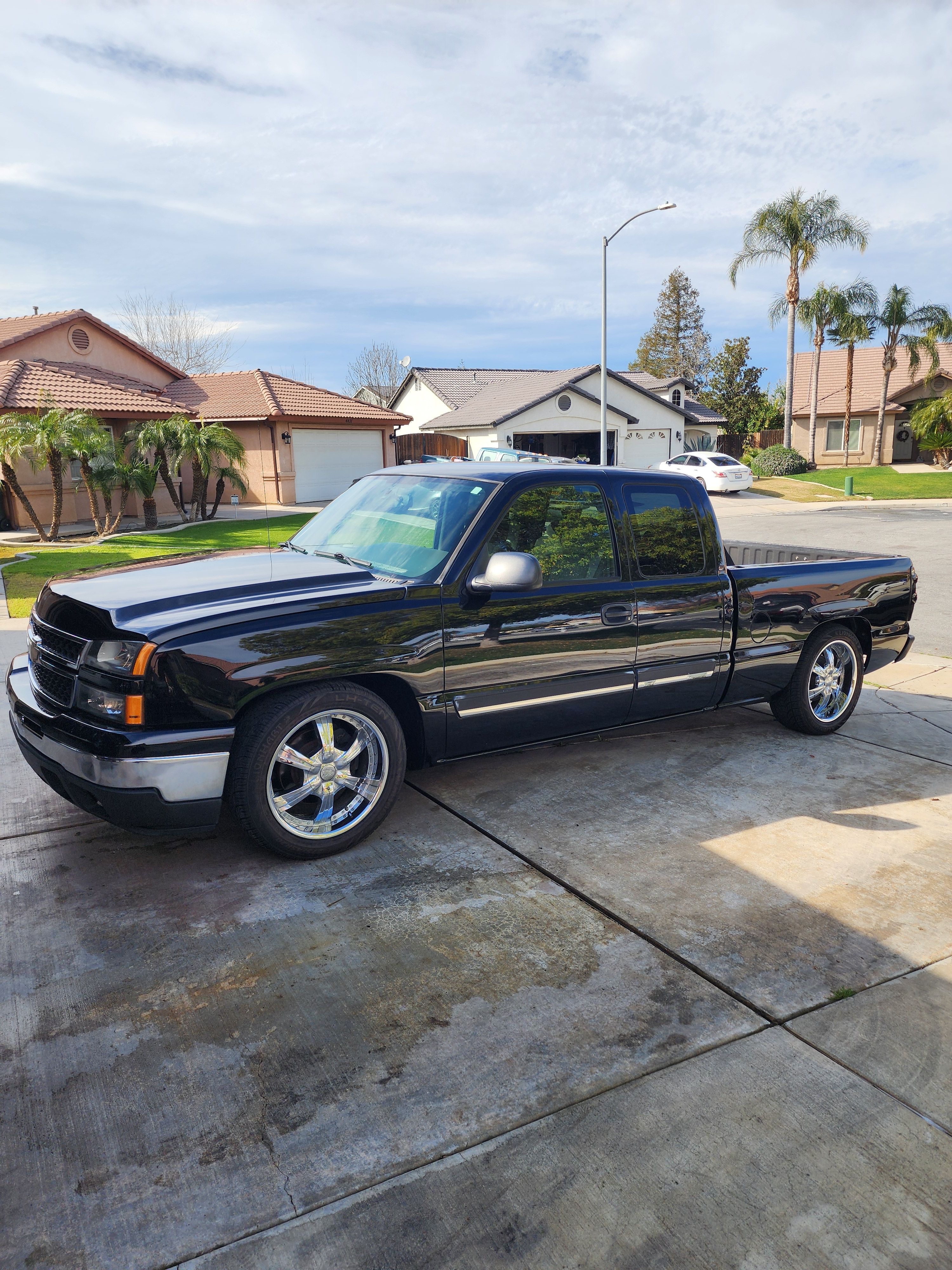 Used 2007 Chevrolet Silverado 1500 LT RWD image 6