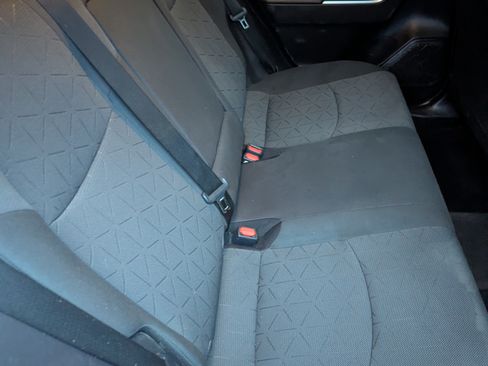 Used 2020 Toyota RAV4 XLE w/ Convenience Package image 12