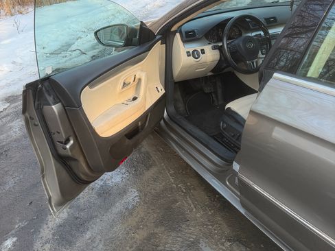 Used 2009 Volkswagen CC Sport image 21