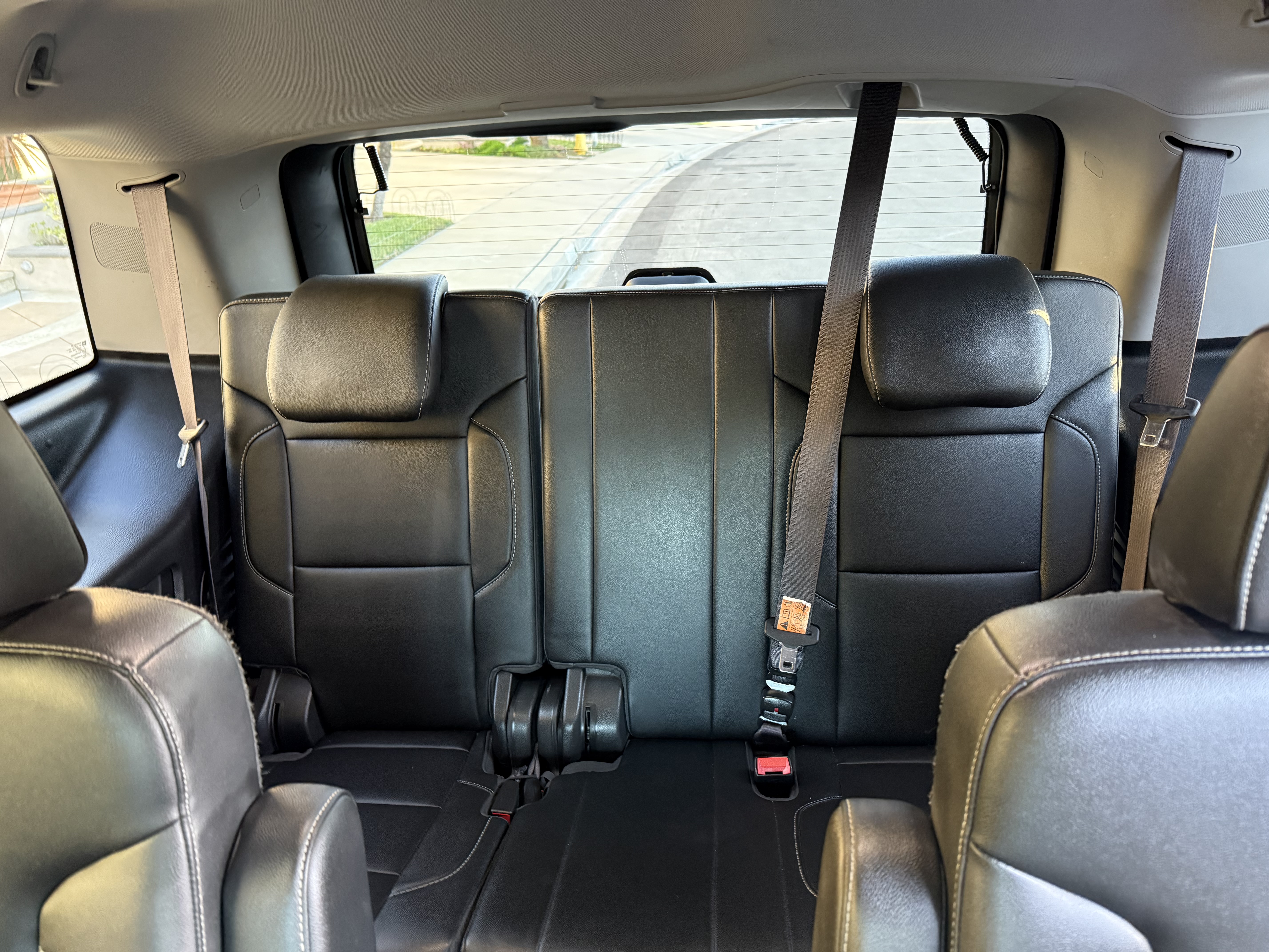 Used 2017 Chevrolet Tahoe LT w/ Luxury Package RWD image 15