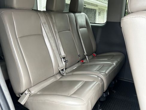 Used 2016 Nissan NV 3500 SL image 17